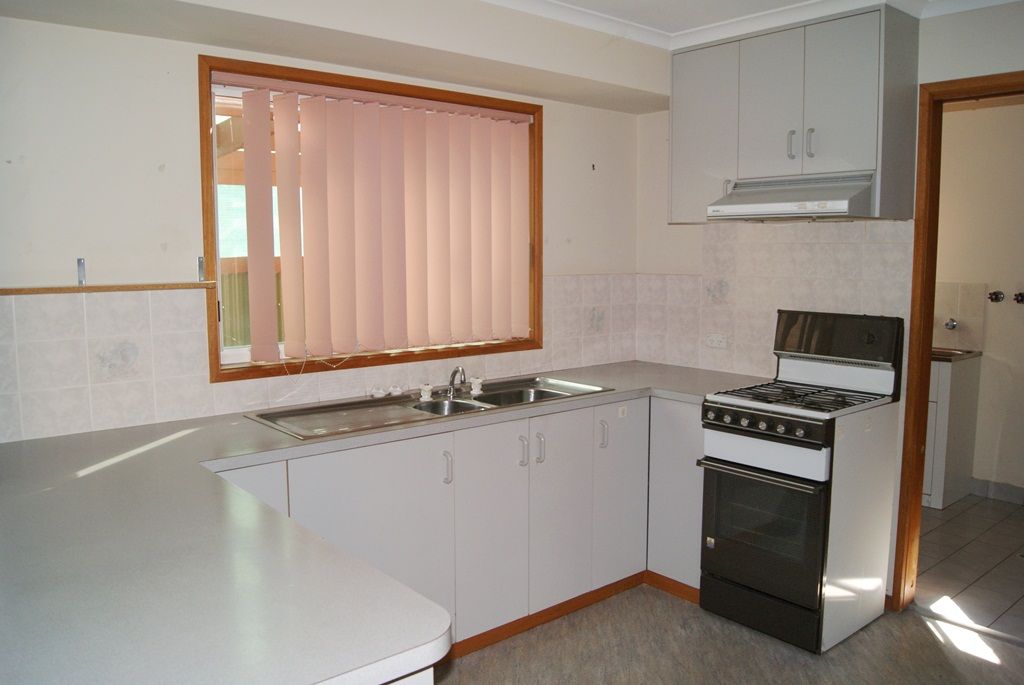 2/436 Tumgarra Place, LAVINGTON, NSW 2641