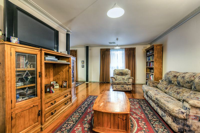 6 Willanjie Court, BUNDOORA, VIC 3083