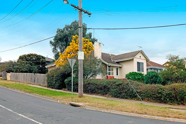 14 Chaleyer Street, RESERVOIR, VIC 3073