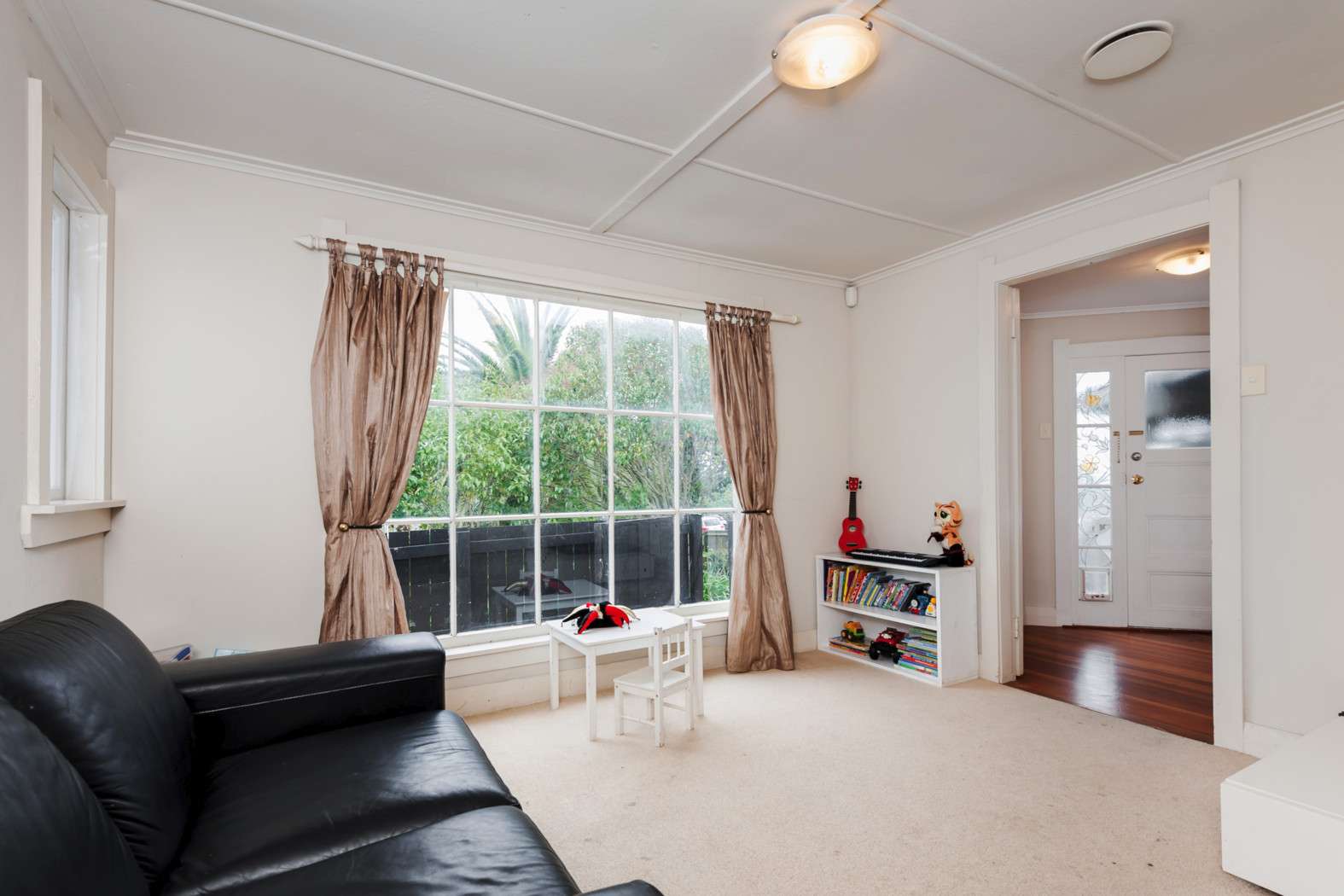 76a Ruawai Road photo 3