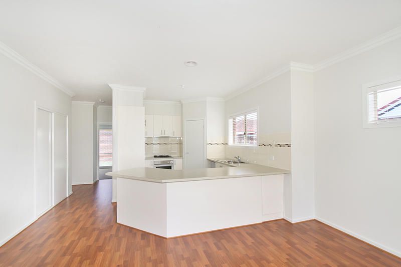 1/21  Calista Avenue, OAKLEIGH EAST, VIC 3166