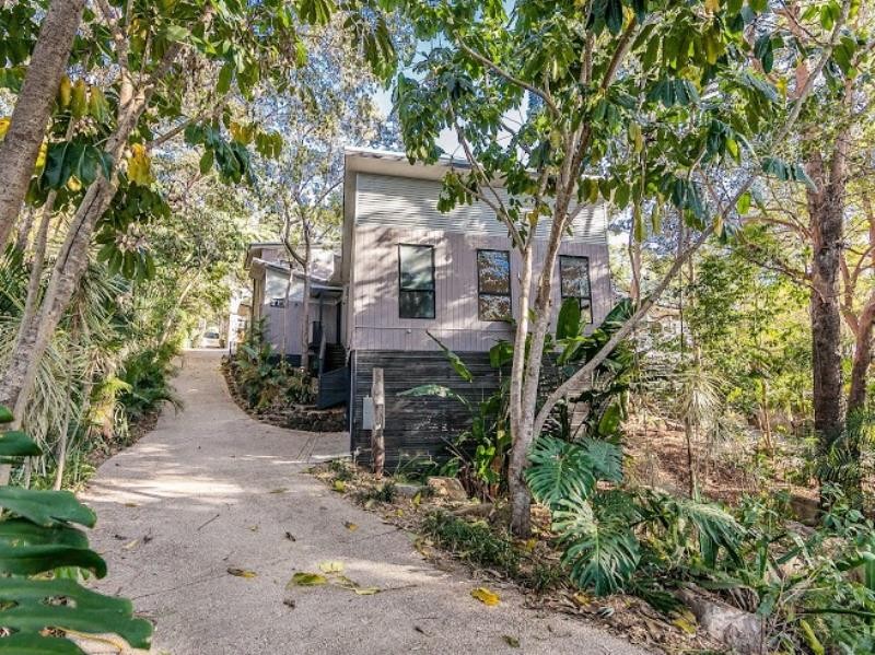 91 Stuartholme Road, BARDON, QLD 4065