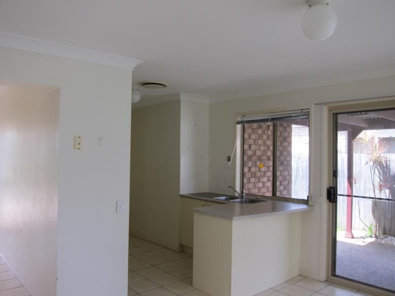 26 Poinciana Street, WYNNUM WEST, QLD 4178
