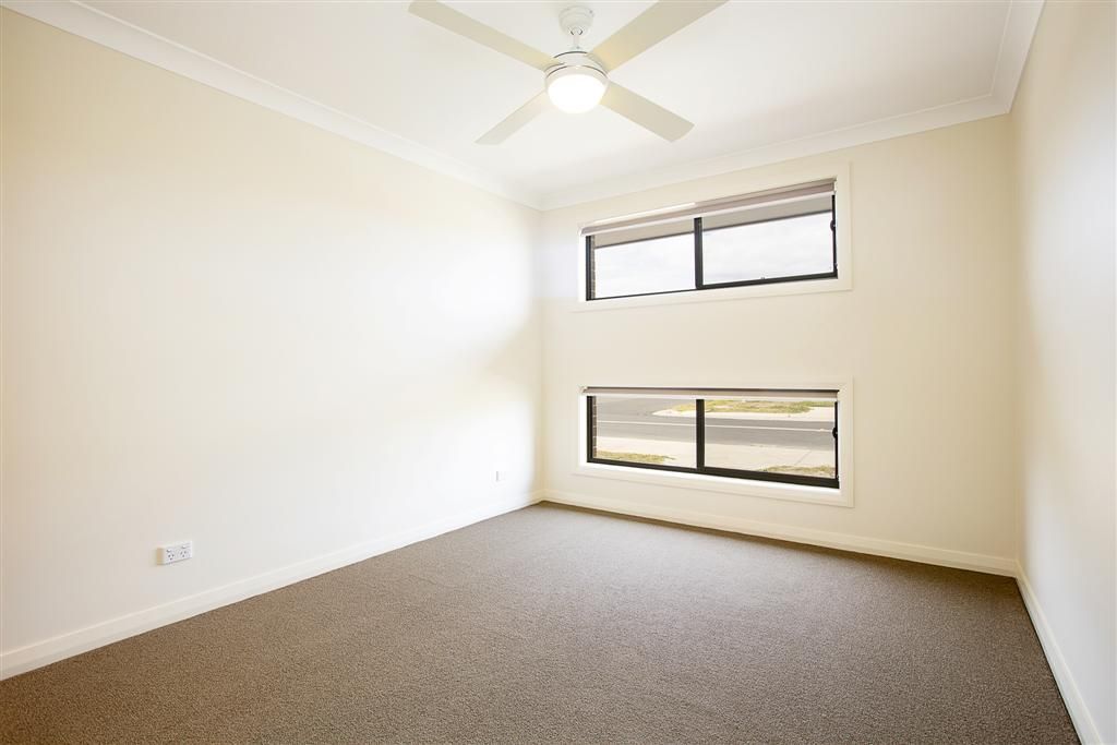 105 Glenmore Ridge Drive, GLENMORE PARK, NSW 2745