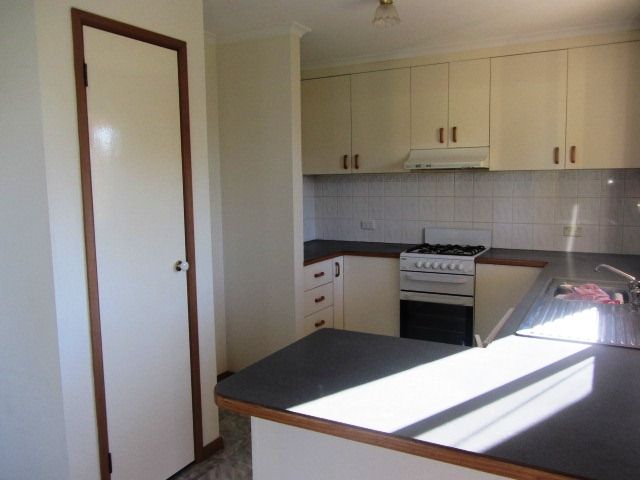 2/116 Benyon Street, EAST ALBURY, NSW 2640