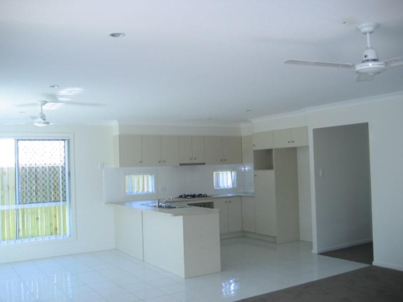42 Huntley Crescent, REDBANK PLAINS, QLD 4301