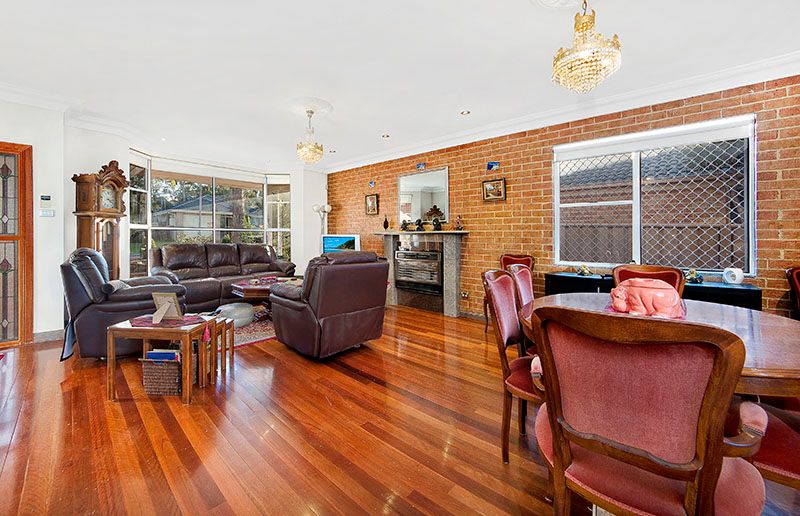 7 Arnold Place, MENAI, NSW 2234