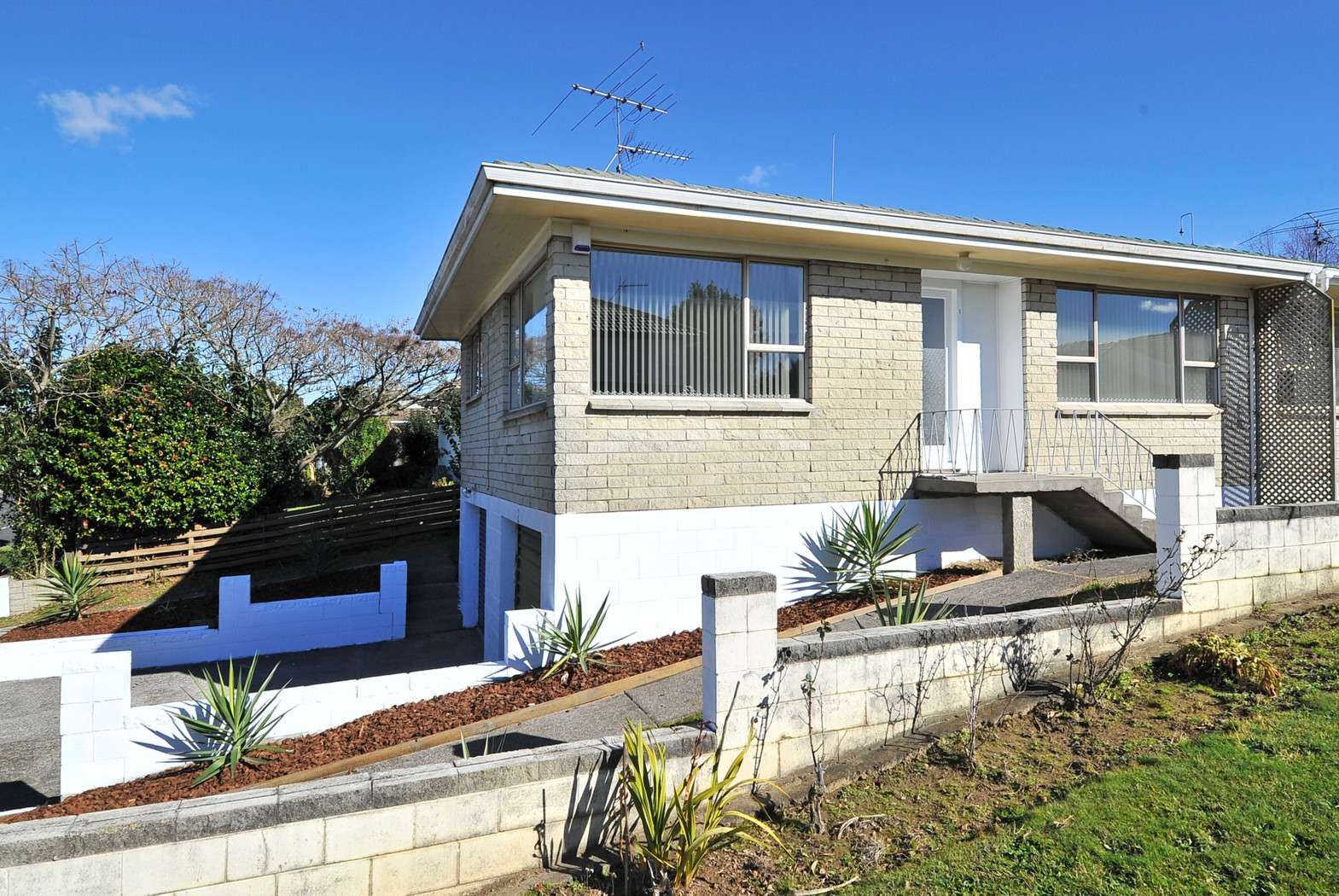 1/118 Rangitoto Road, Papatoetoe, Manukau City Real Estate Ray