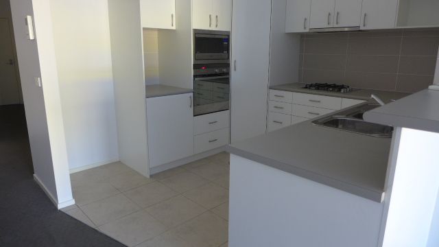 2/279 Charman Road, CHELTENHAM, VIC 3192