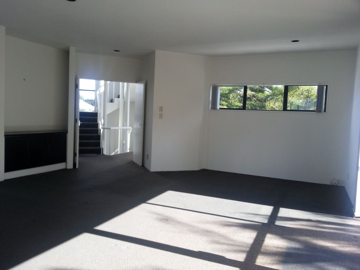 1A Carlisle Road, BROWNS BAY, North Shore City
