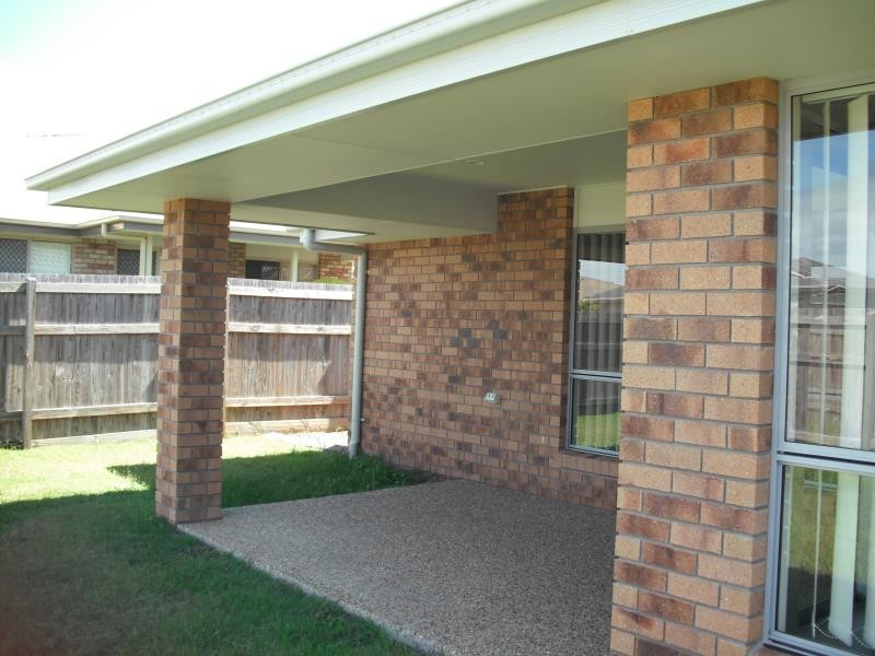 2 Tern Close, EAGLEBY, QLD 4207