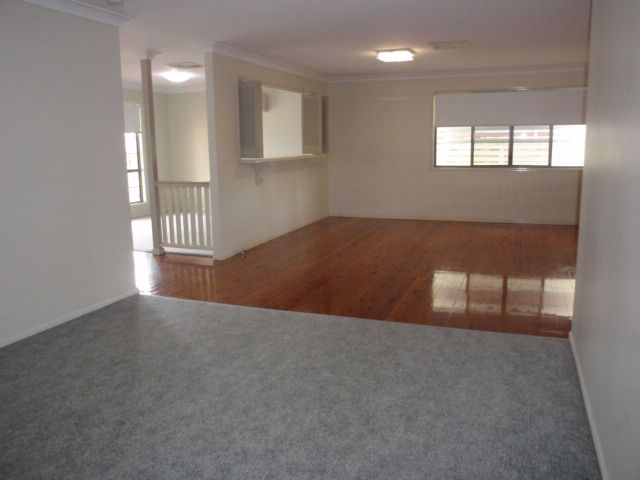 64 Crinum Crescent, EMERALD, QLD 4720