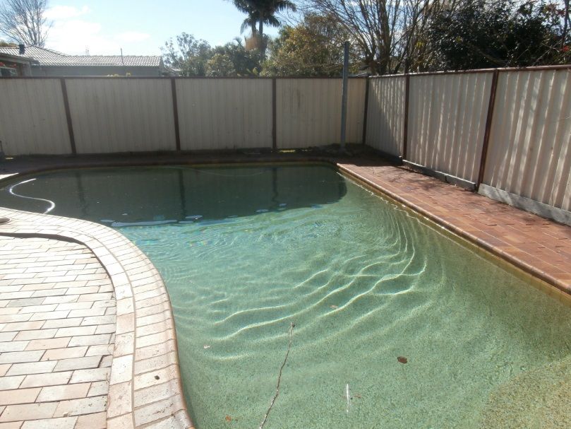 10 Lyrebird Drive, NOWRA, NSW 2541