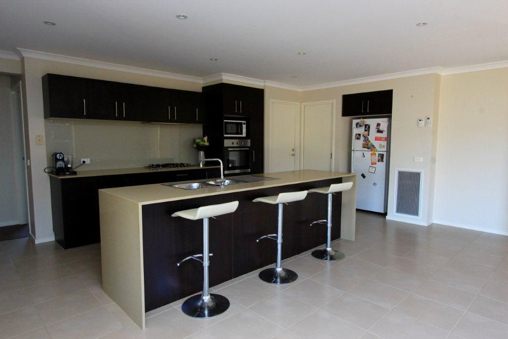 2-4 Esperence Crescent, HIGHTON, VIC 3216