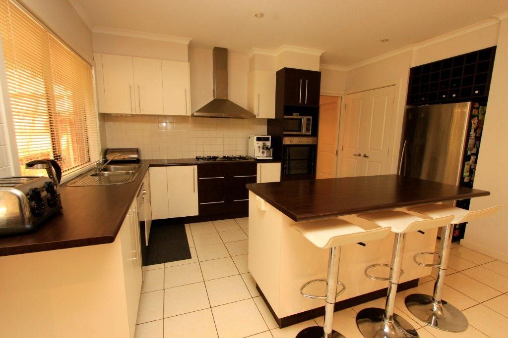 7 Rice Court, HIGHTON, VIC 3216