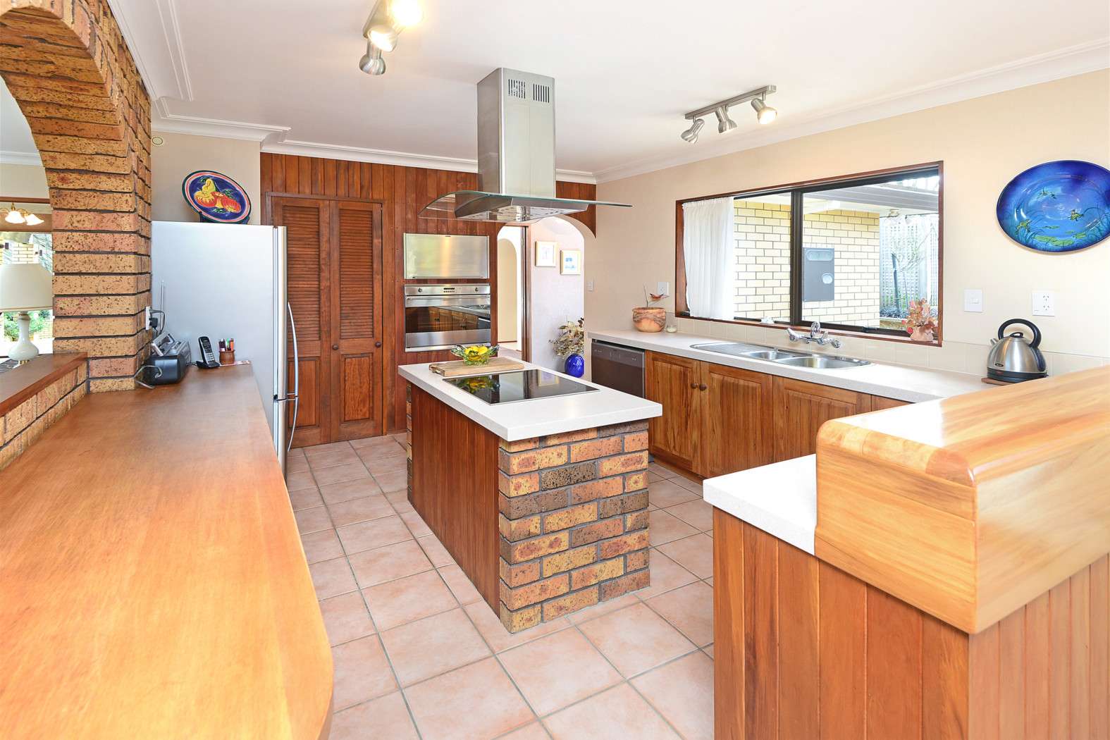 221 Brookby Road photo 5