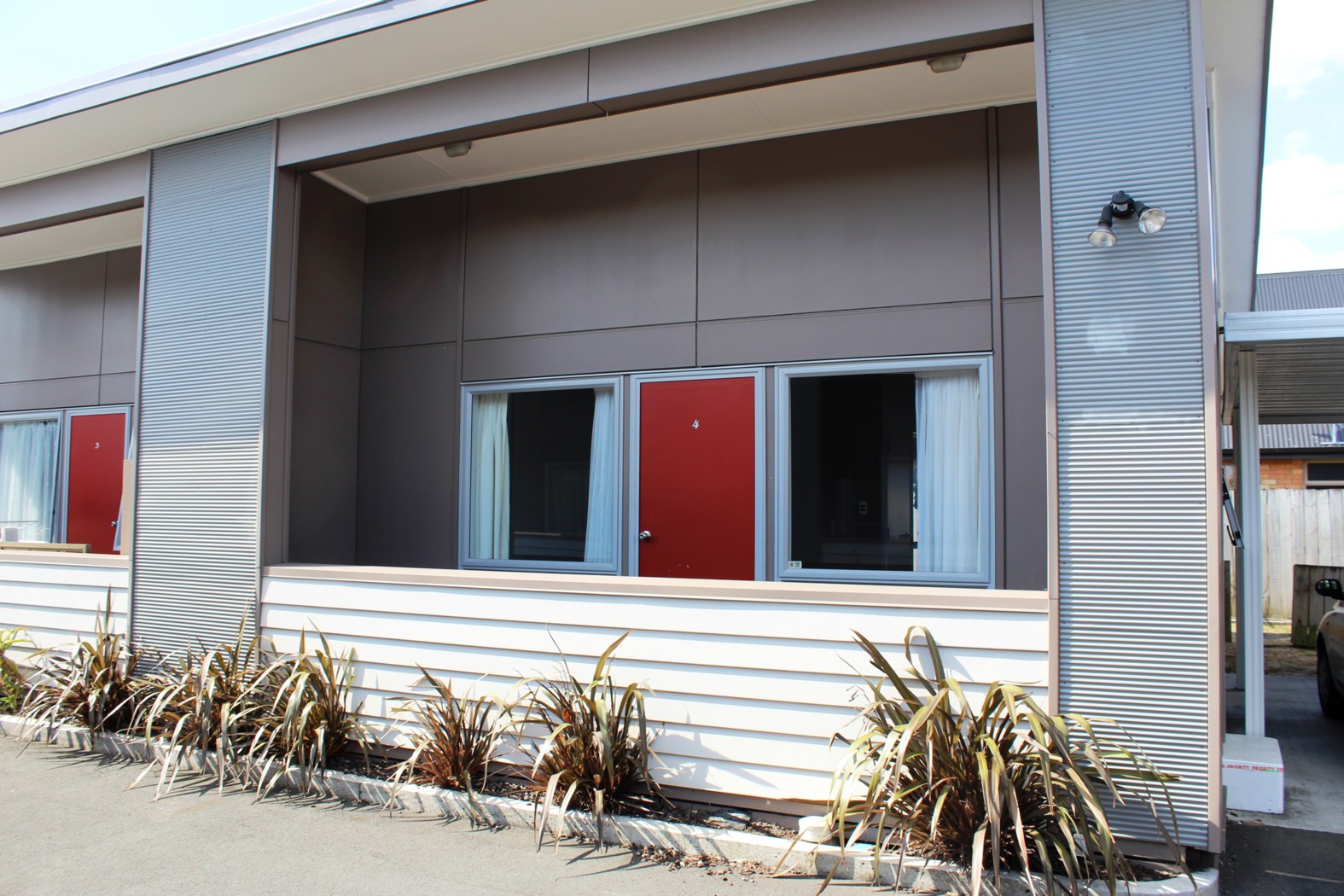 4/18 Fifth Avenue, CLAUDELANDS, Hamilton City