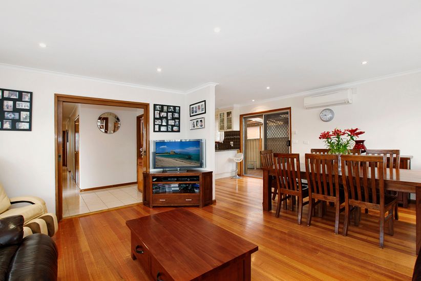 61 Rosedale Drive, LALOR, VIC 3075