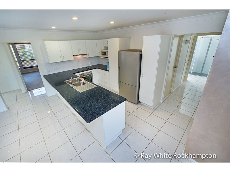 27 John Oxley Drive, GRACEMERE, QLD 4702