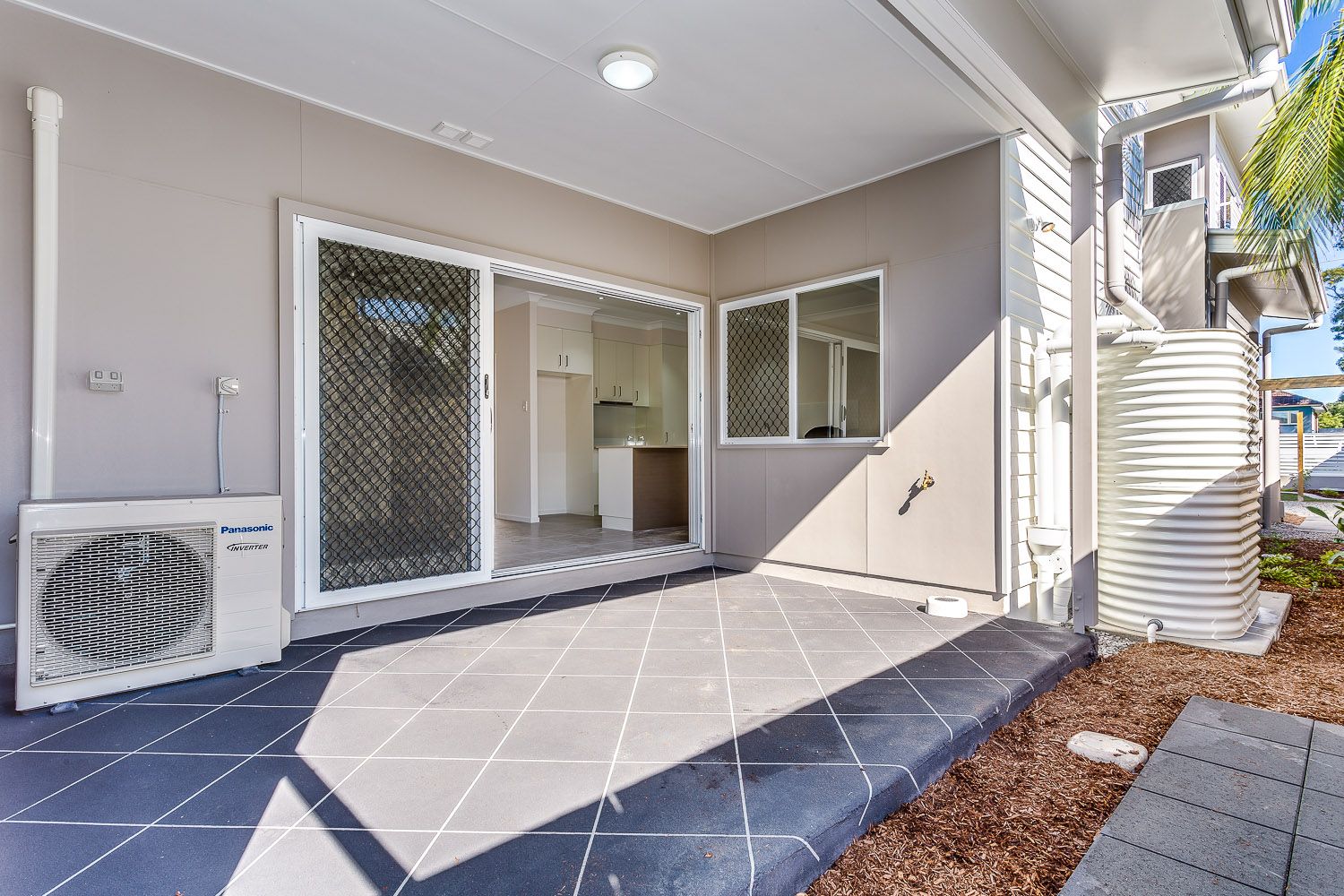 2/338 Scarborough Road, SCARBOROUGH, QLD 4020
