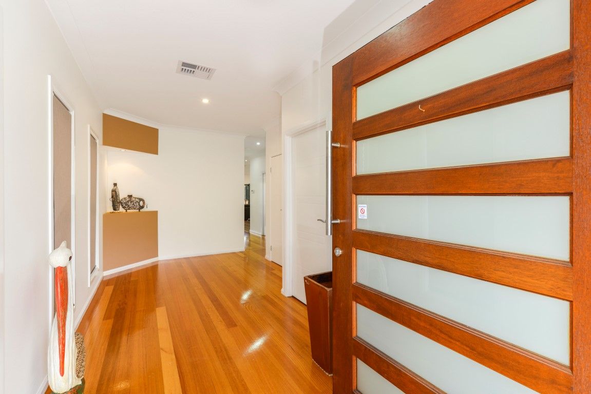 294 Ferguson Road, SEVEN HILLS, QLD 4170