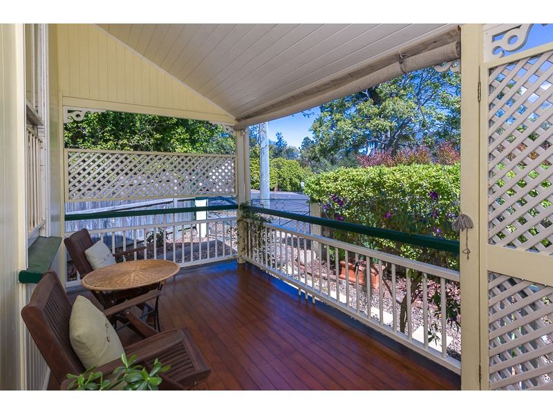 31 Glenrosa Road, RED HILL, QLD 4059