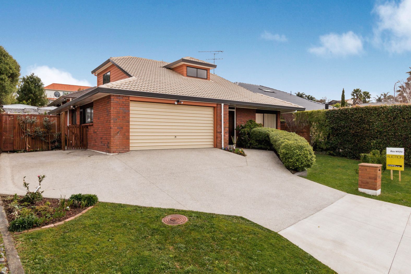 1/82 Edendale Road, SOMERVILLE, Manukau City
