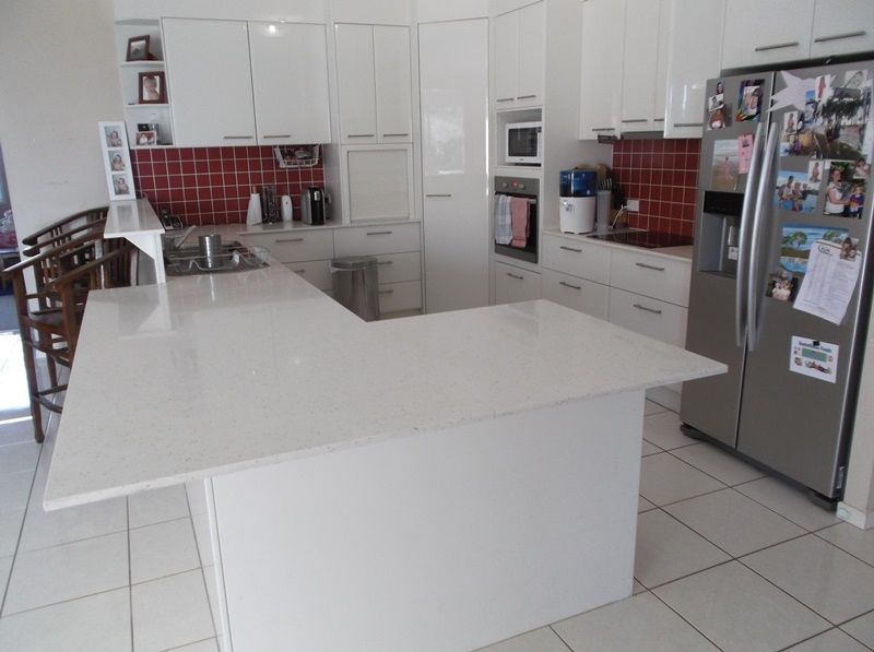 8 Welumba Close, PACIFIC PINES, QLD 4211