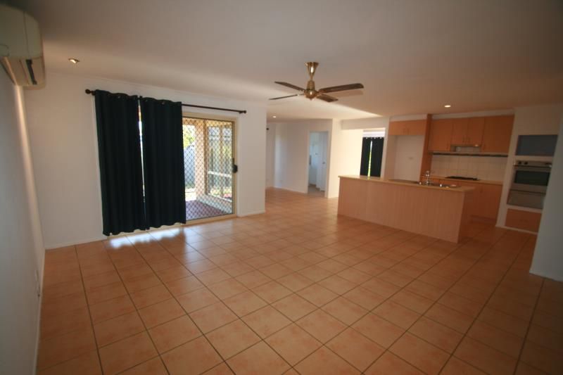10 Barrington Close, MURRUMBA DOWNS, QLD 4503