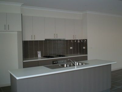 40 Mount Eccles Way, South Morang, VIC 3752