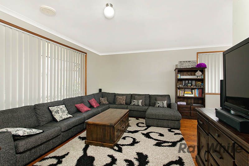 47 Ranchby Avenue, LAKE HEIGHTS, NSW 2502