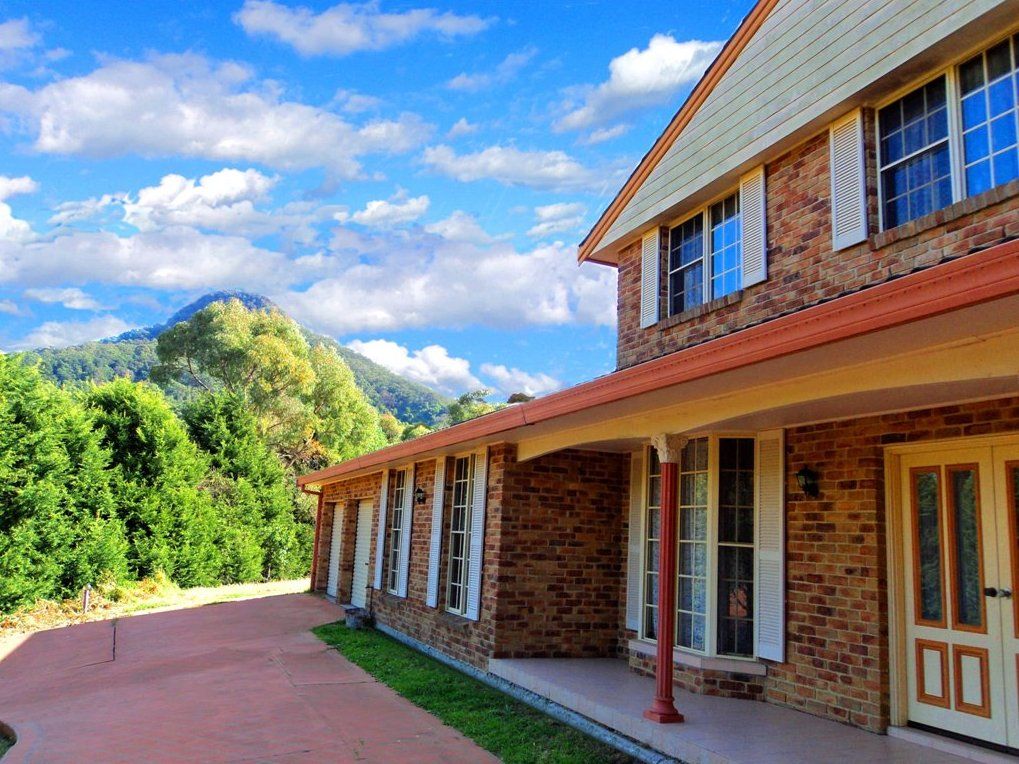 10-16 Jarrah Crescent, CORDEAUX HEIGHTS NSW 2526