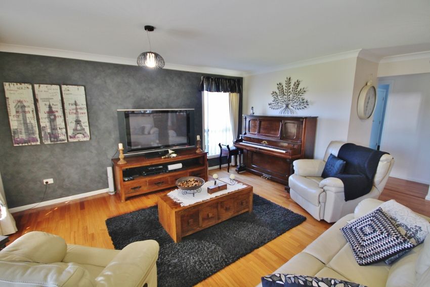 106 Hills Street, YOUNG, NSW 2594