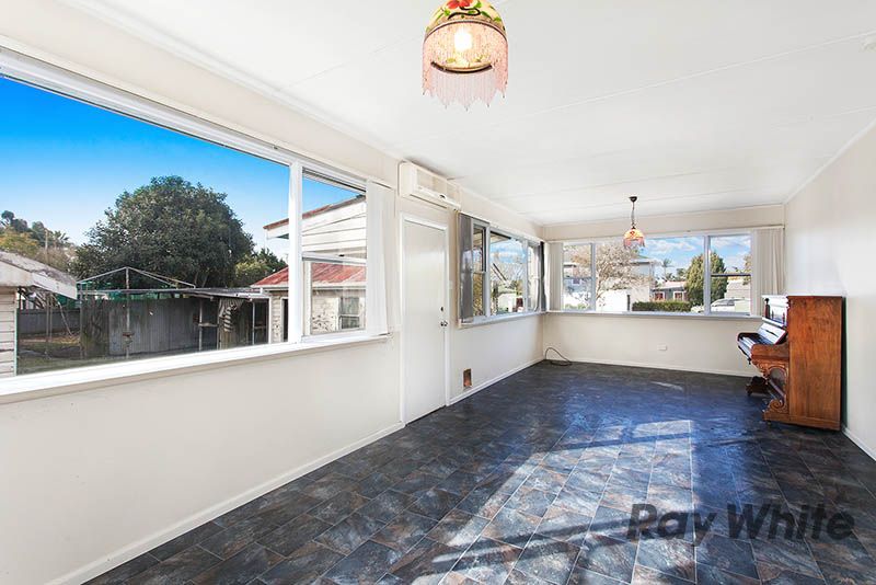24 Lysaght Street, NORTH WOLLONGONG, NSW 2500