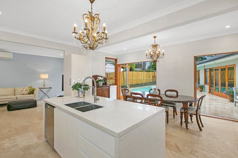 8 Barra Brui Crescent, ST IVES, NSW 2075