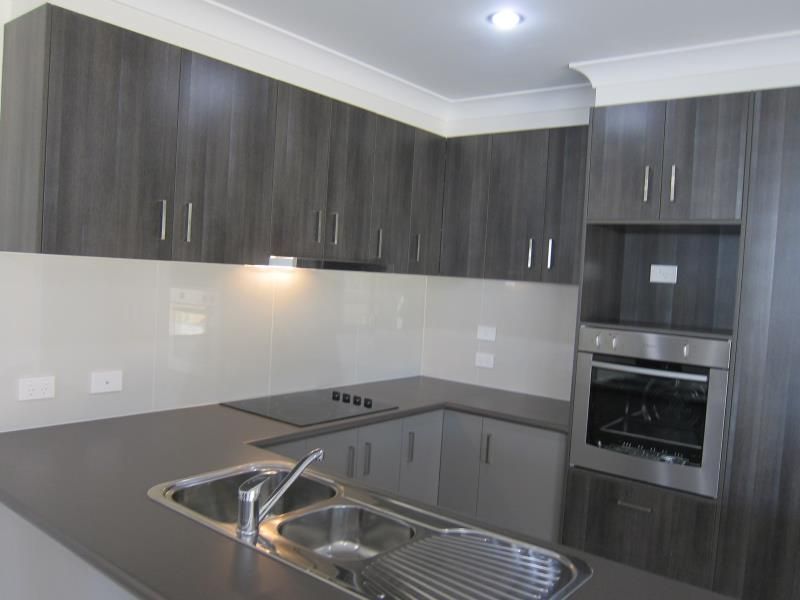 49 Whipbird Street, BELLBIRD PARK, QLD 4300