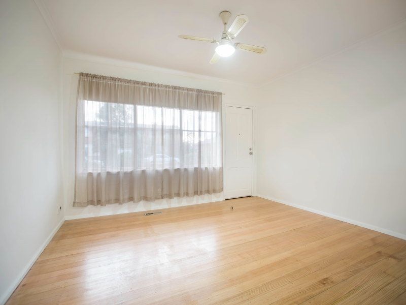 27 Armata Crescent, FRANKSTON NORTH, VIC 3200