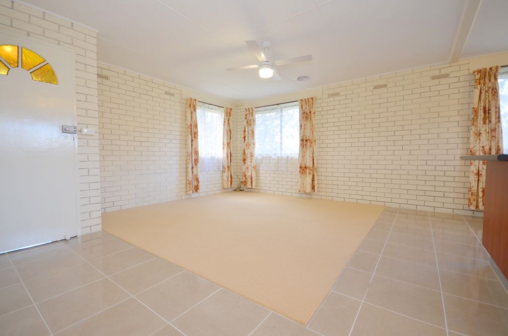 50 Bridge Street, SEBASTOPOL, VIC 3356