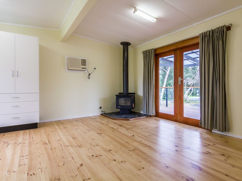 17 Ti Tree Drive, COWES, VIC 3922