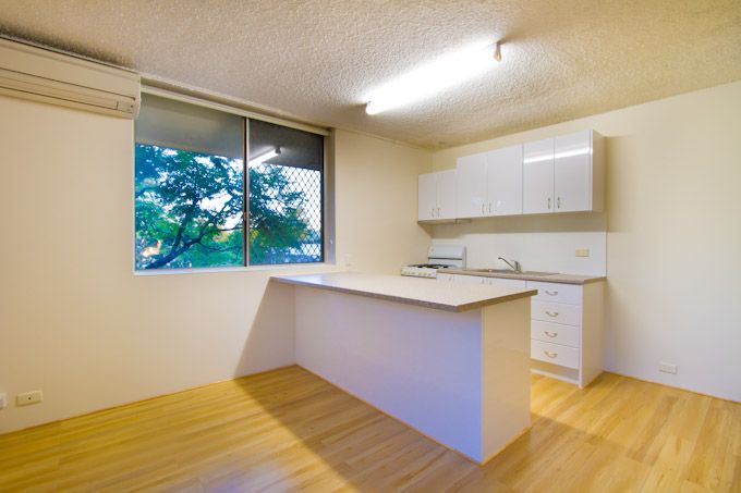 125 Clarence Road, INDOOROOPILLY QLD 4068