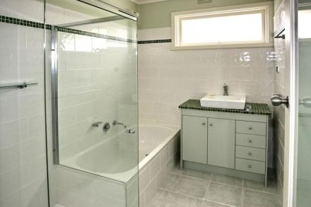 2/6 Garden Avenue, GLEN HUNTLY, VIC 3163