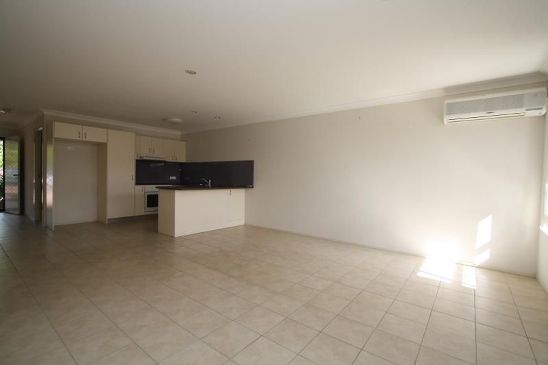6/8 Shareece Court, CRESTMEAD, QLD 4132