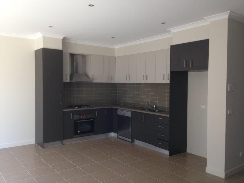 11/4 Delany Lane, CRAIGIEBURN, VIC 3064