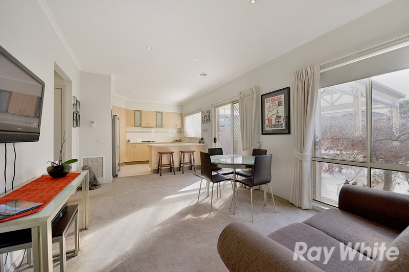 35 Watling Grove, FERNTREE GULLY, VIC 3156