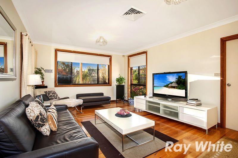 9 Sanctuary Point Road, WEST PENNANT HILLS, NSW 2125