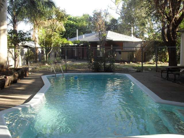 32 Lofties Street, FORRESTDALE WA 6112