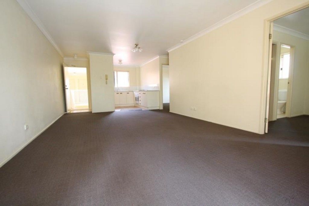 3 Cedar Street, GREENSLOPES, QLD 4120