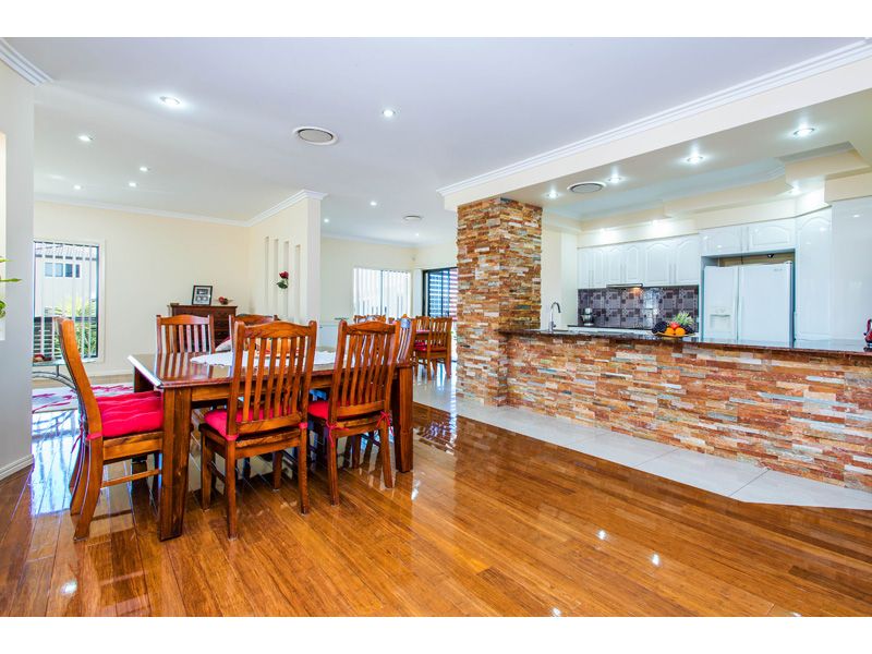 2 Denver Grove, REGENTS PARK, QLD 4118