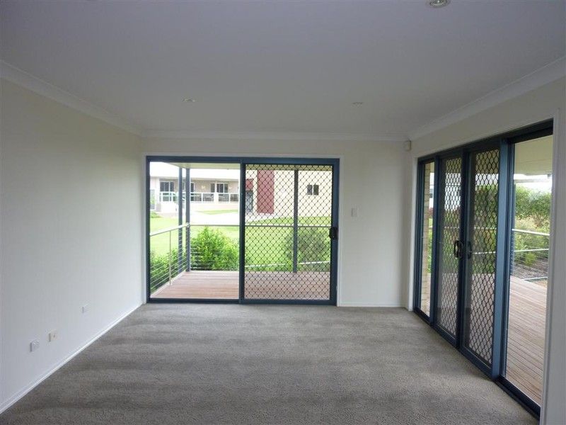 4 BONNIE Court, CRAIGNISH, QLD 4655