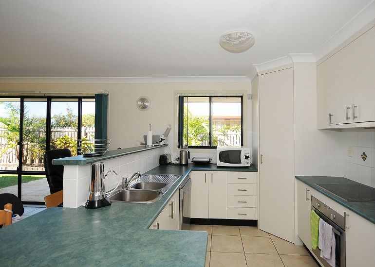145 Ibis Boulevard, ELI WATERS, QLD 4655